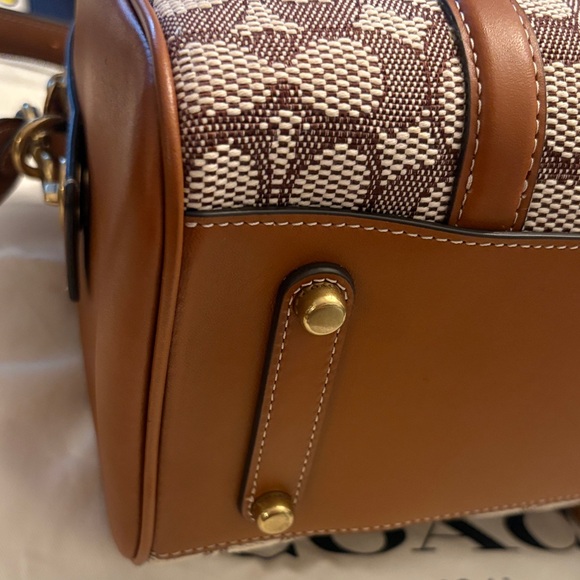 Coach Tan and Cream Signature Satchel - Picture 7 of 15